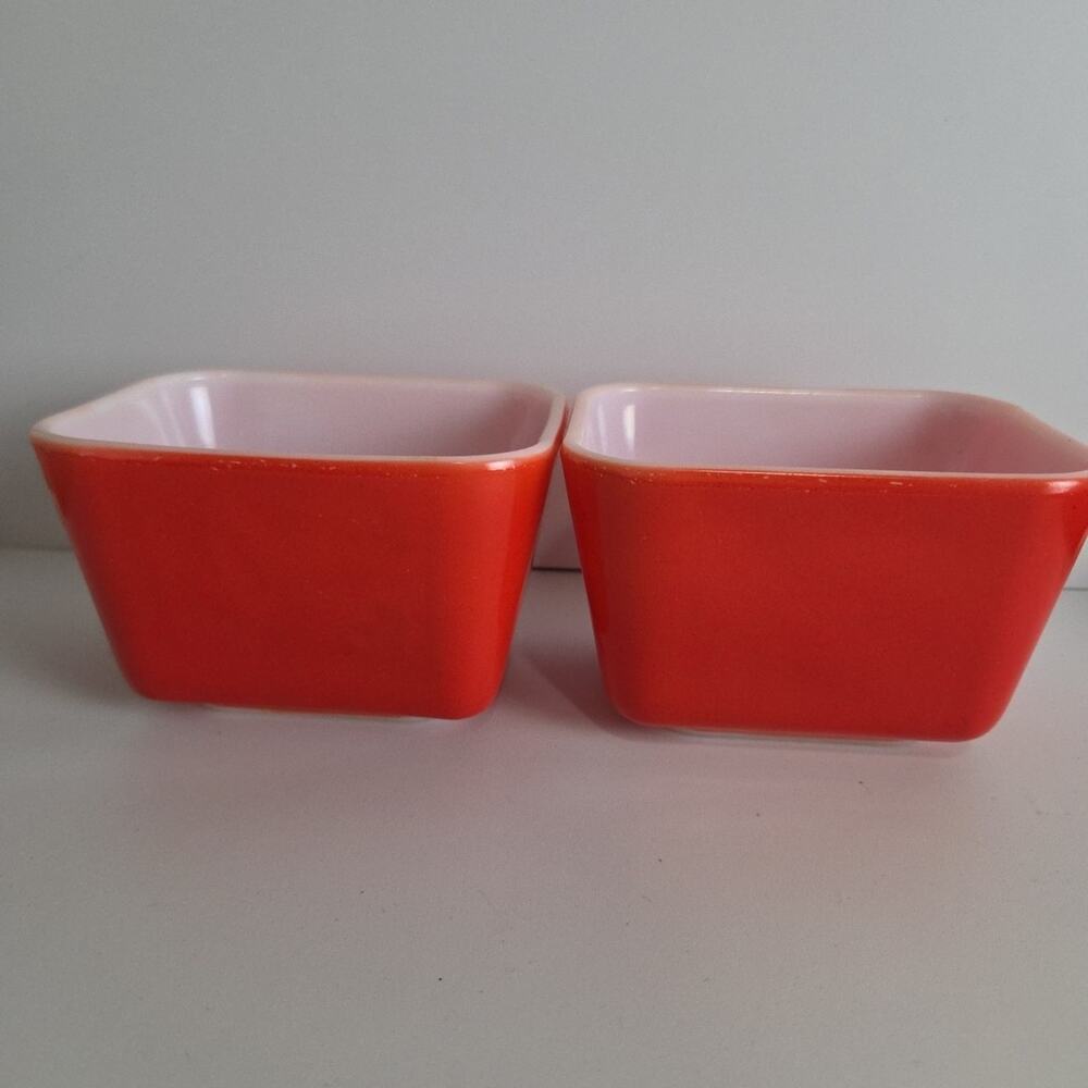 Vtg Pyrex Deep Red 501-B Small Refrigerator Dish NO LIDS